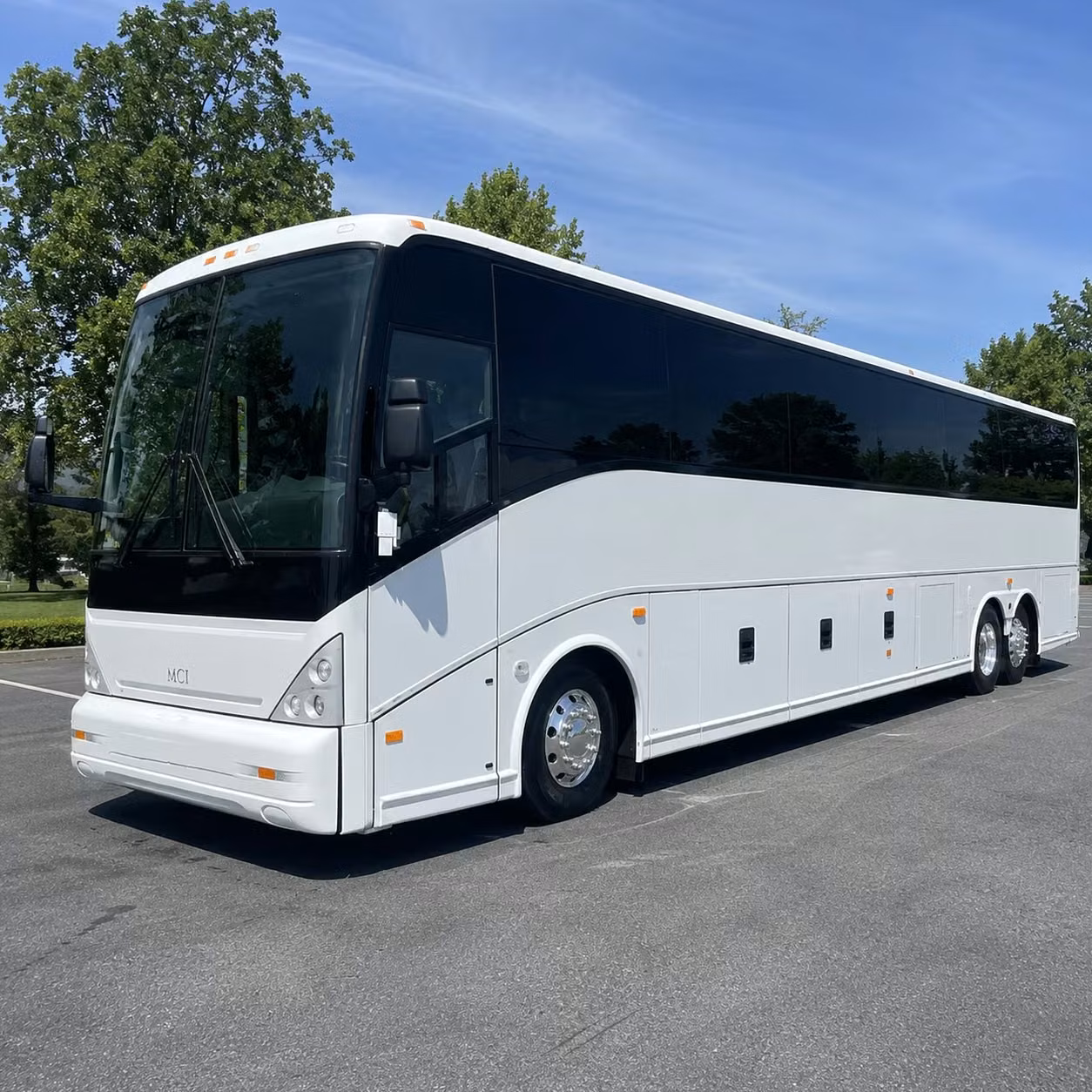 bus rental options for lexington trips