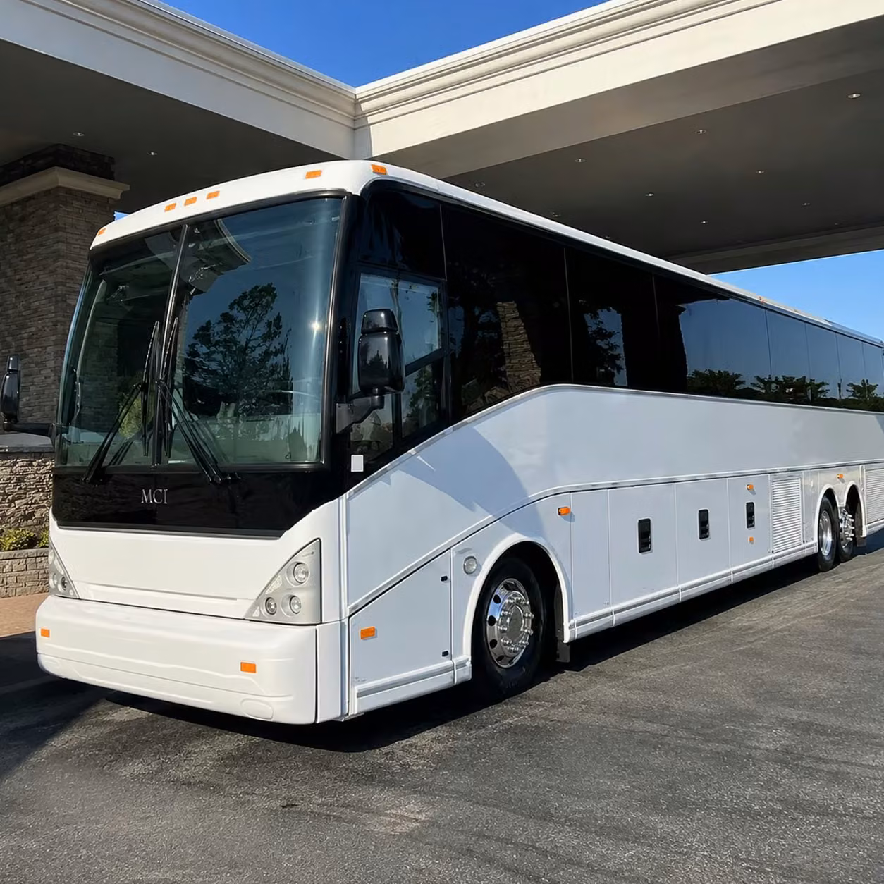 find exactly what you need for horse country group travel and airport transfers