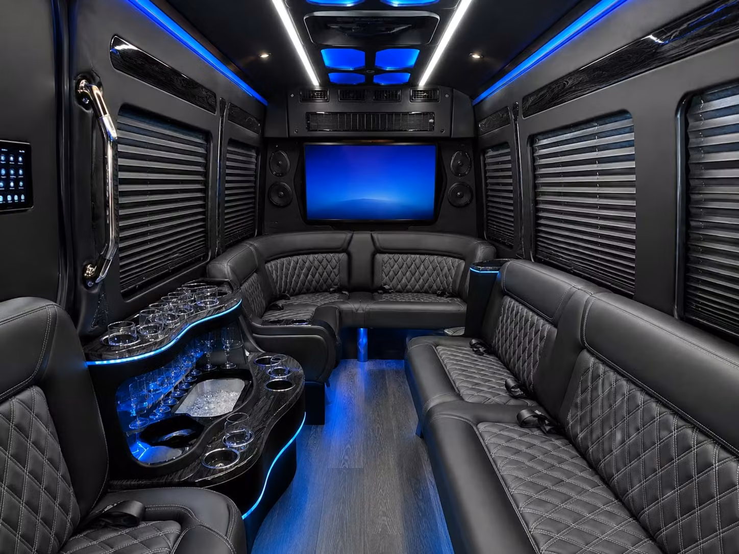 it s easy to book corporate event shuttle buses in lexington