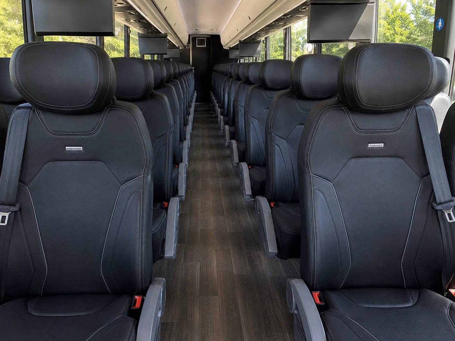 let charterbuslexington com handle the logistics while you focus on the wedding day