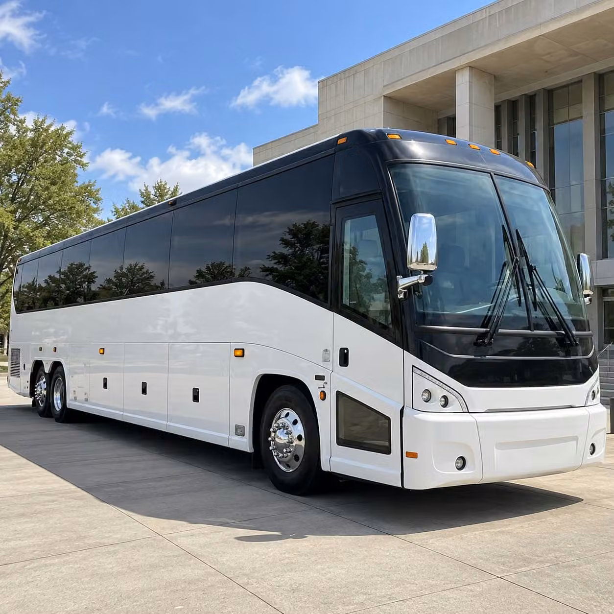 uk wildcats fan buses to rupp arena and kroger field in lexington
